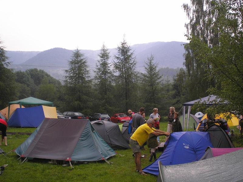 wakacje2008 004.jpg - Miejsce tegorocznego 55-tego Rajdu Przyjaźni Bieszczadzkich - Camping Wetlinka Górna